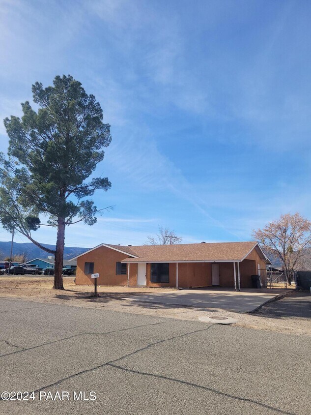 490 S 6th St, Camp Verde, AZ 86322 House Rental in Camp Verde, AZ
