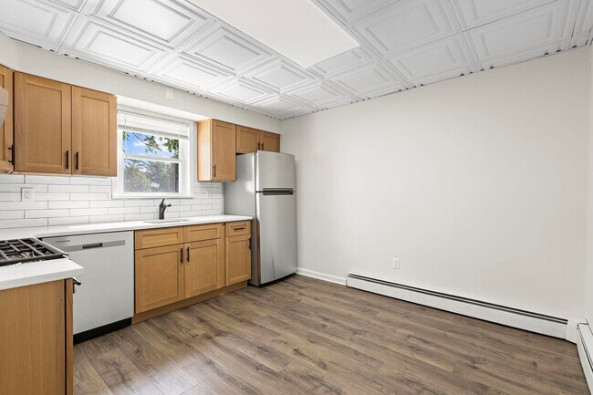 Foto del edificio - 1534 PATERSON PLANK Rd