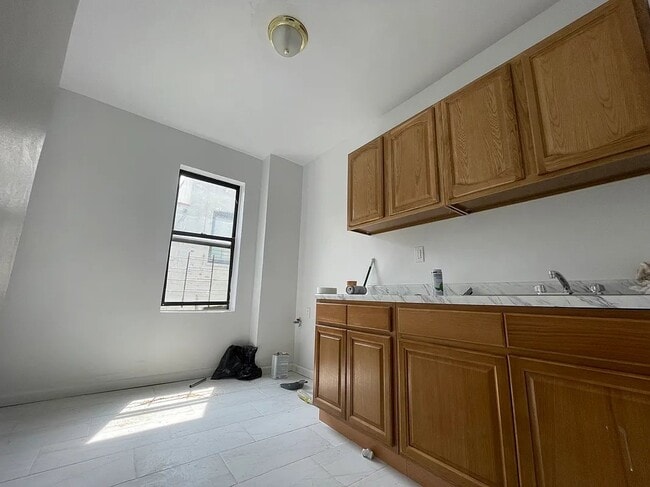 Foto del edificio - 2565 Grandconcourse