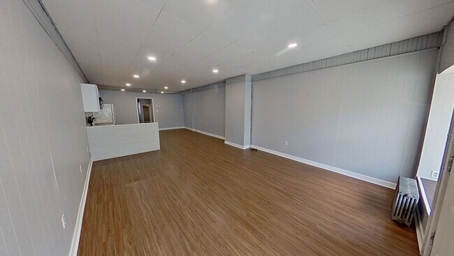 Building Photo - 121A South Main Street