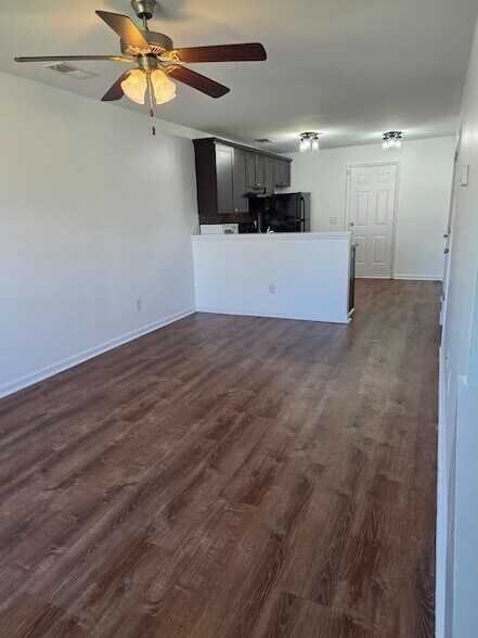 Building Photo - 1262 Macedonia Dr