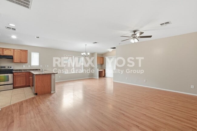 Building Photo - 1377 Prickly Pear St