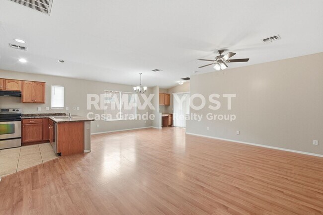 Foto del edificio - 1377 Prickly Pear St