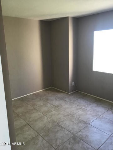 Foto del edificio - 4623 E Southgate Ave