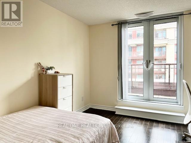 Building Photo - 27 Rean Dr