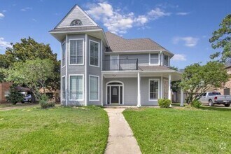 Building Photo - 17814 Clearlight Ln