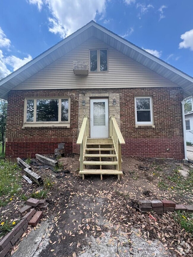 Building Photo - 510 N Frederick Ave