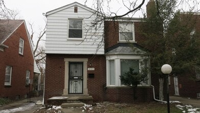 Building Photo - 18055 Ilene St