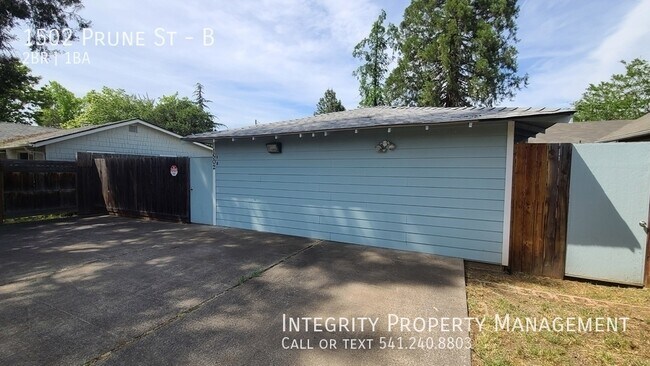 Foto del edificio - 1502 Prune St
