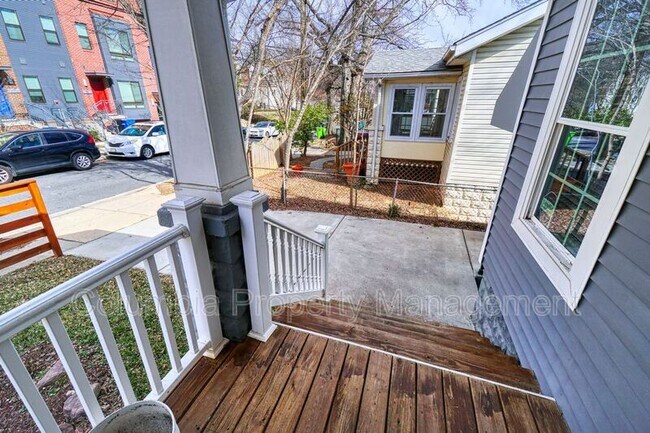 Building Photo - 3807 Quincy St