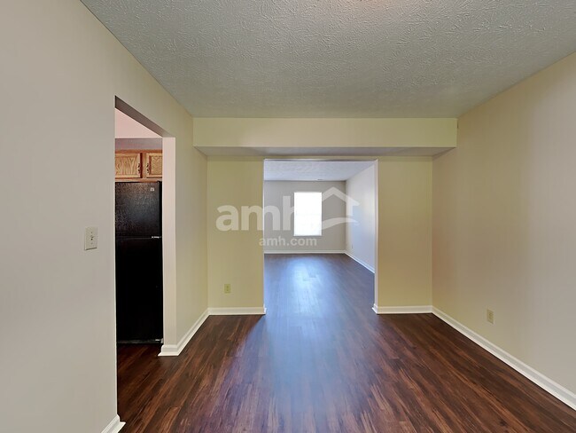 Foto del edificio - 3926 Owster Ln