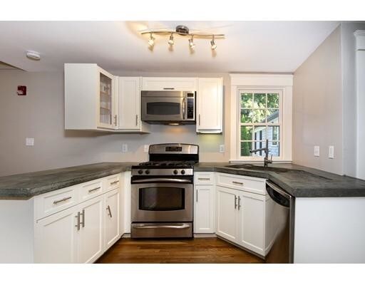 Foto del edificio - 108-110 Elm St