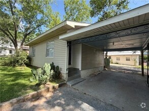 Building Photo - 4910 Rainbow Cir