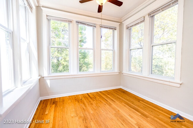 Building Photo - 2323 W Haddon Ave