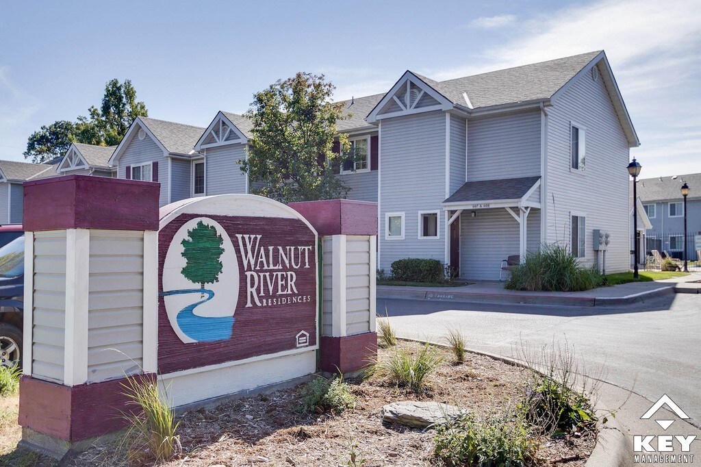 Walnut River Apartments El Dorado, KS