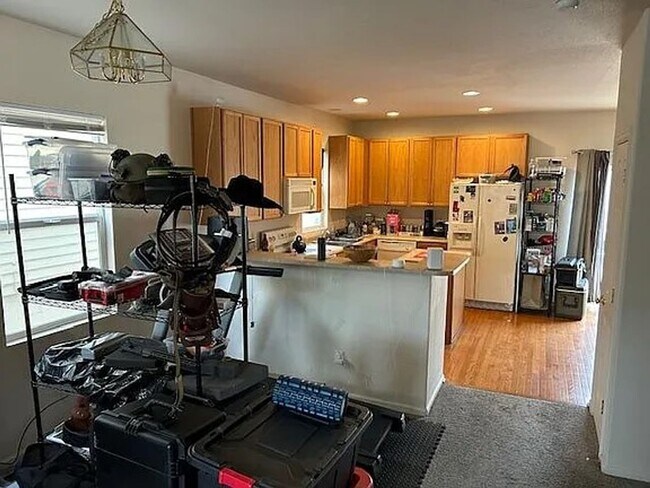 Foto del edificio - 3 Bed | 2.5 Bath Townhome In School District #2