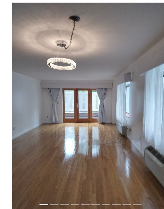 Foto principal - 332 Franklin St