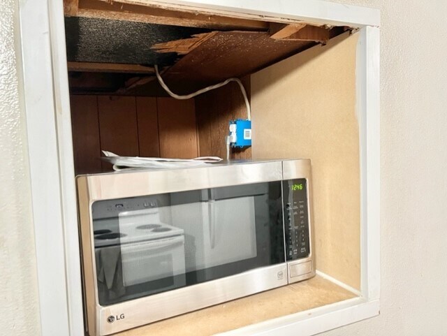 Building Photo - 752 N 600 E