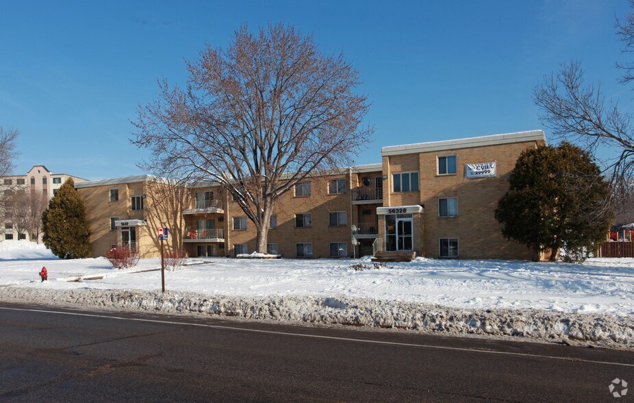 Continental Village Apartments Rentals New Hope, MN