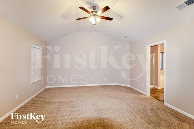Foto del edificio - 153 Humphry Ct