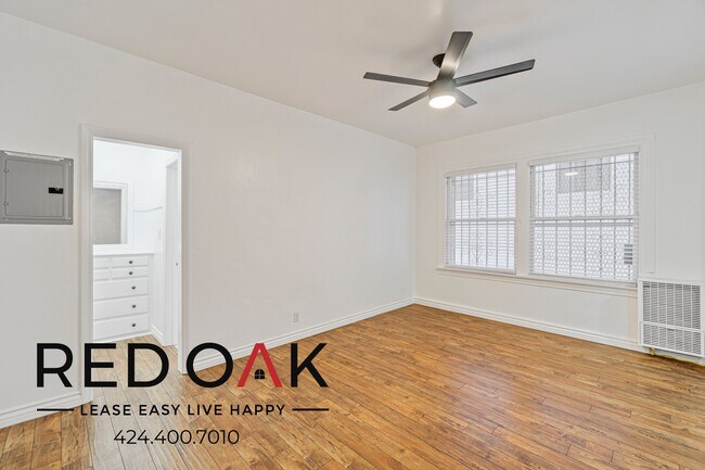 Foto del edificio - 1412 N Kingsley Dr