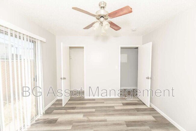 Foto del edificio - 1922 Ethan Way