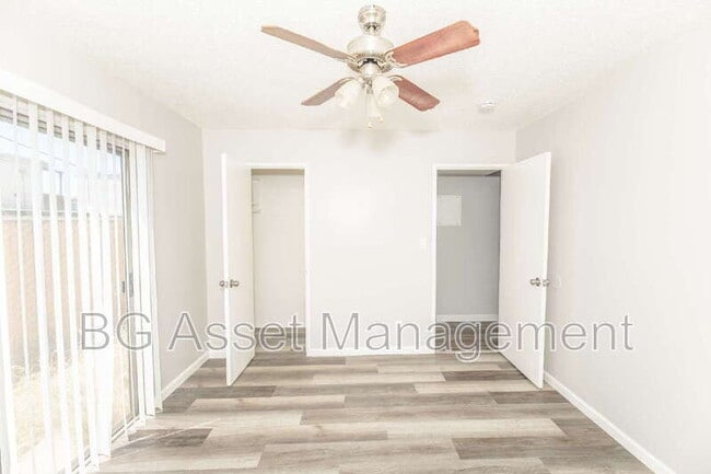 Building Photo - 1922 Ethan Way