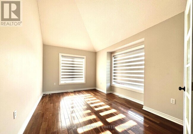 Photo du bâtiment - 46 Country Ln