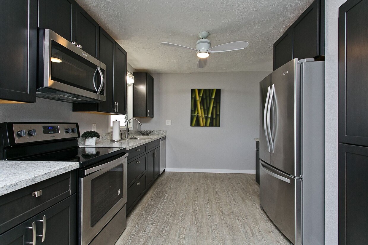 Primary Photo - Partially furnished Kailua Home 3bed/2bath...