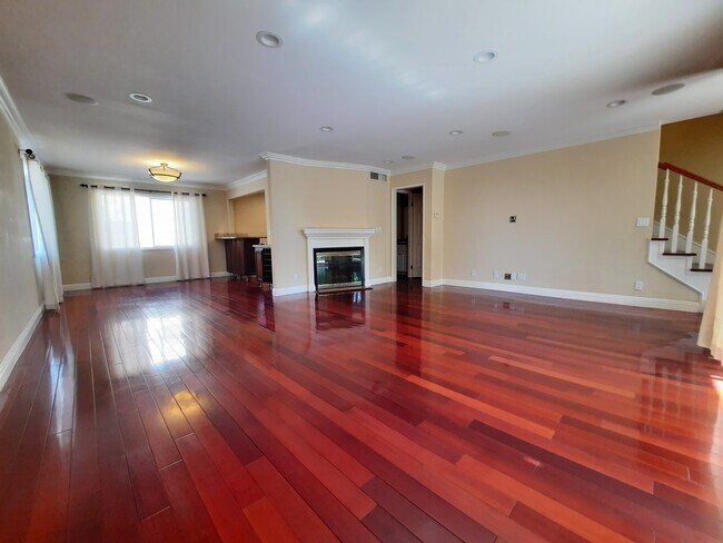 Foto del edificio - 7955 Vía Latina