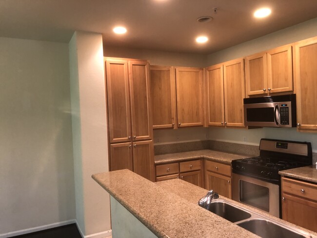 Building Photo - 6939 Santero Way