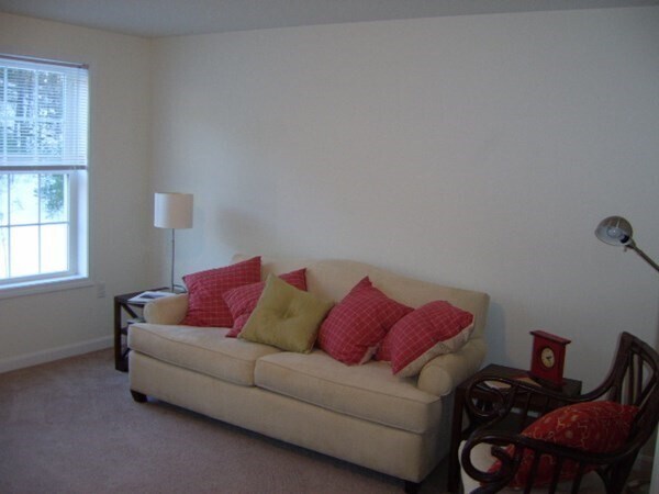 Foto del edificio - 5 Bufton Farm Rd