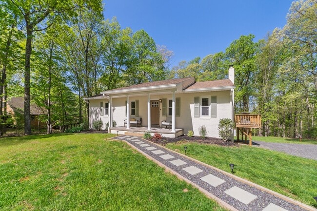 Foto del edificio - 7258 Baldwin Ridge Rd
