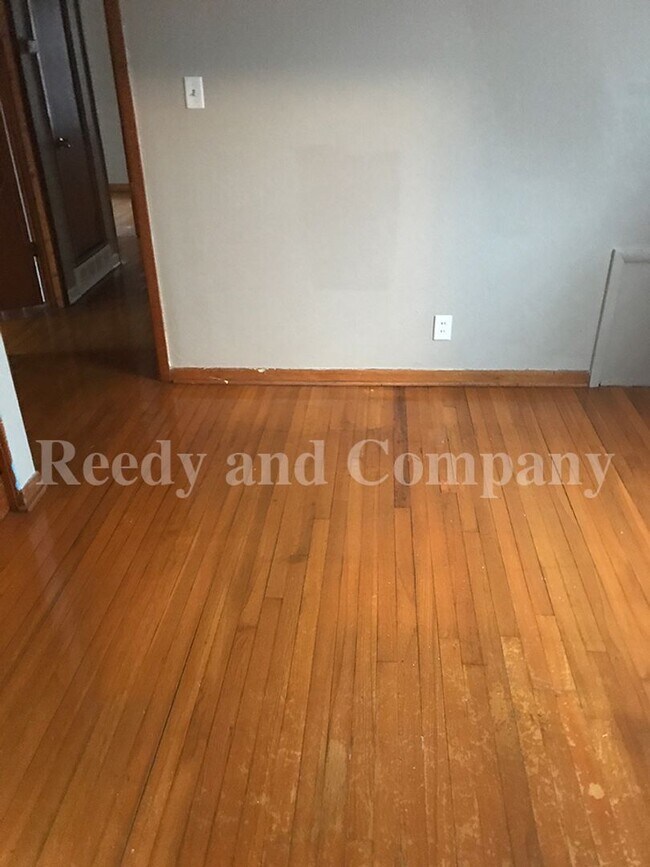 Foto del edificio - 4523 E Mallory Ave