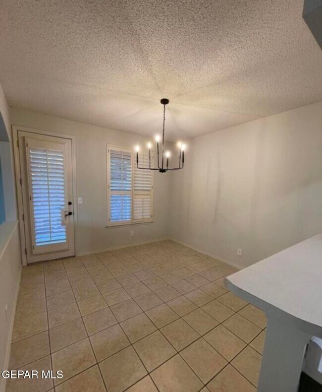 Foto del edificio - 206 Vic Clark Ct