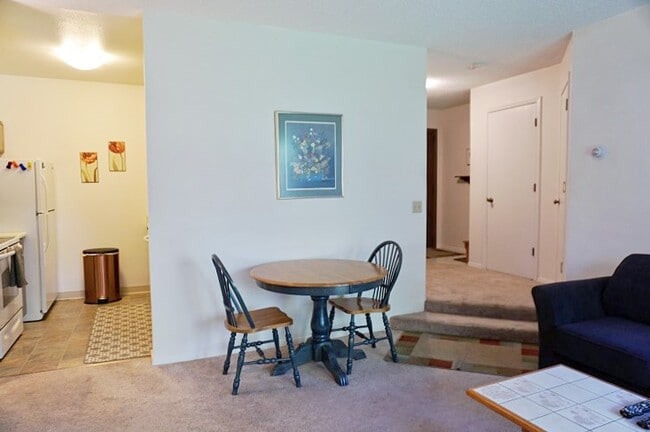 Building Photo - 4810 Mills Dr