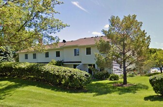 Building Photo - 2833 67th Ln N