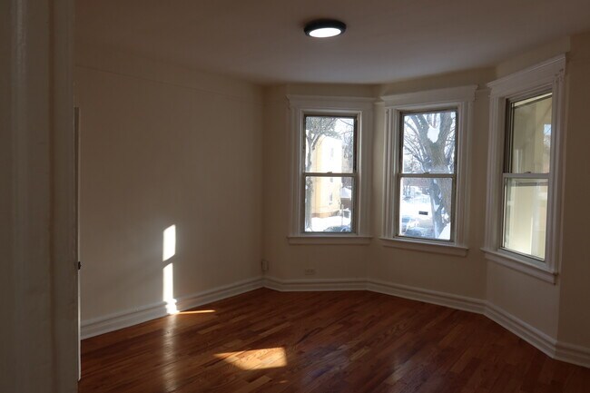 Foto del edificio - 26 Linden Ave