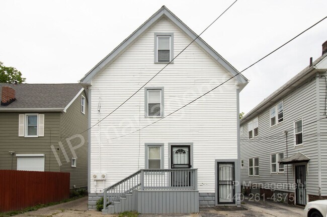 Foto del edificio - This stunning 3-bedroom, 1-bathroom home o...