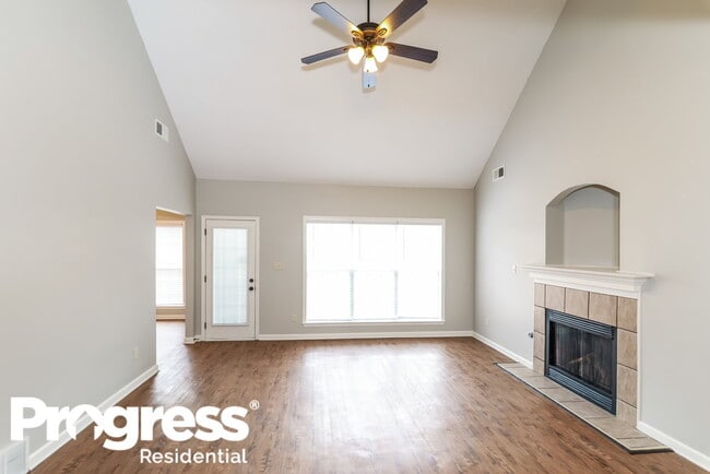 Building Photo - 10103 Lynham Dr