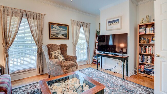 Foto del edificio - 203 Whiting Ln
