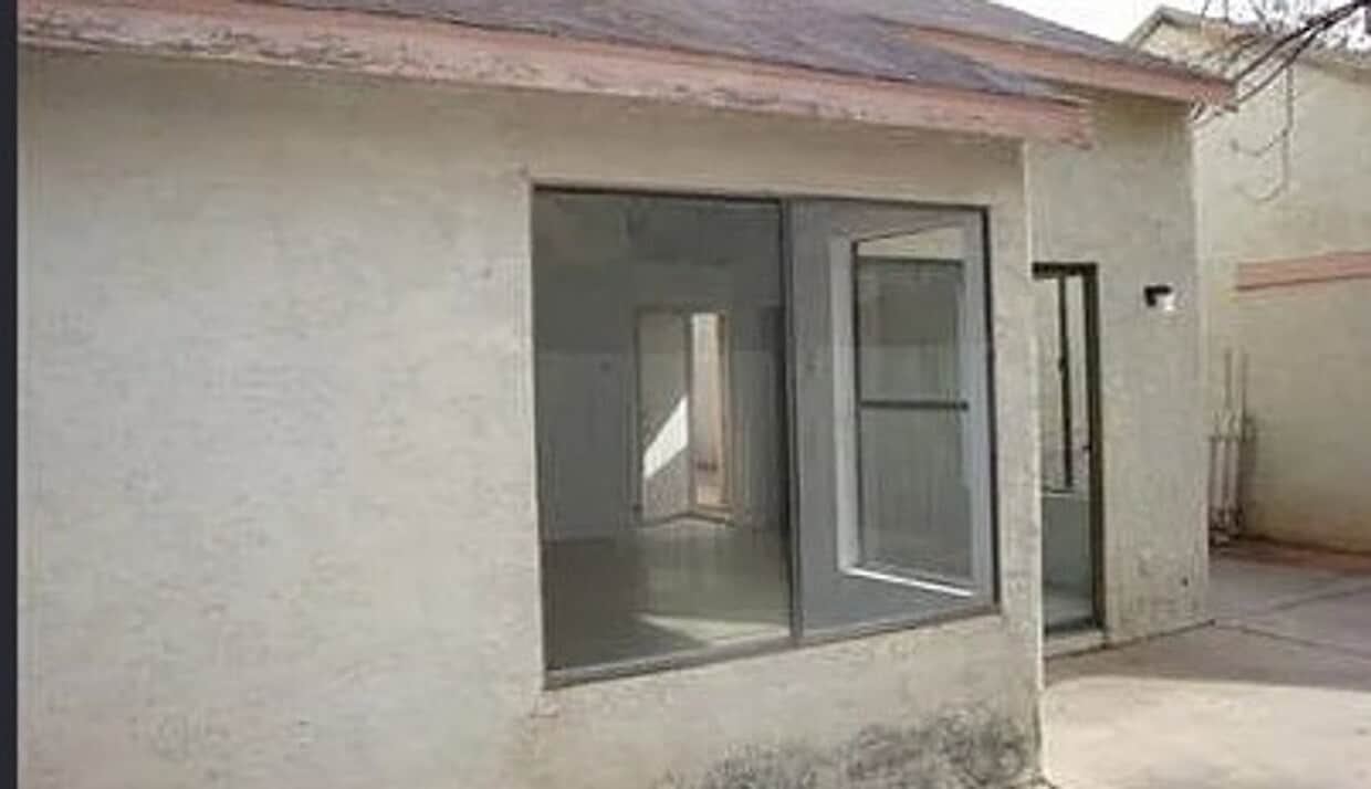 Building Photo - 2987 W Avenida Obregon