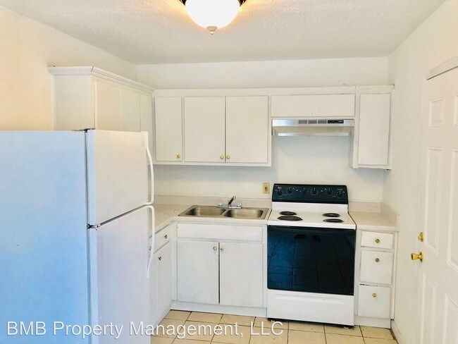 Building Photo - 3 br, 1 bath House - 1735 Champion Street