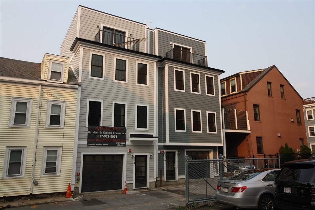 Foto principal - 276 Athens St
