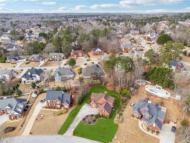 Building Photo - 3207 Haleys Way SE