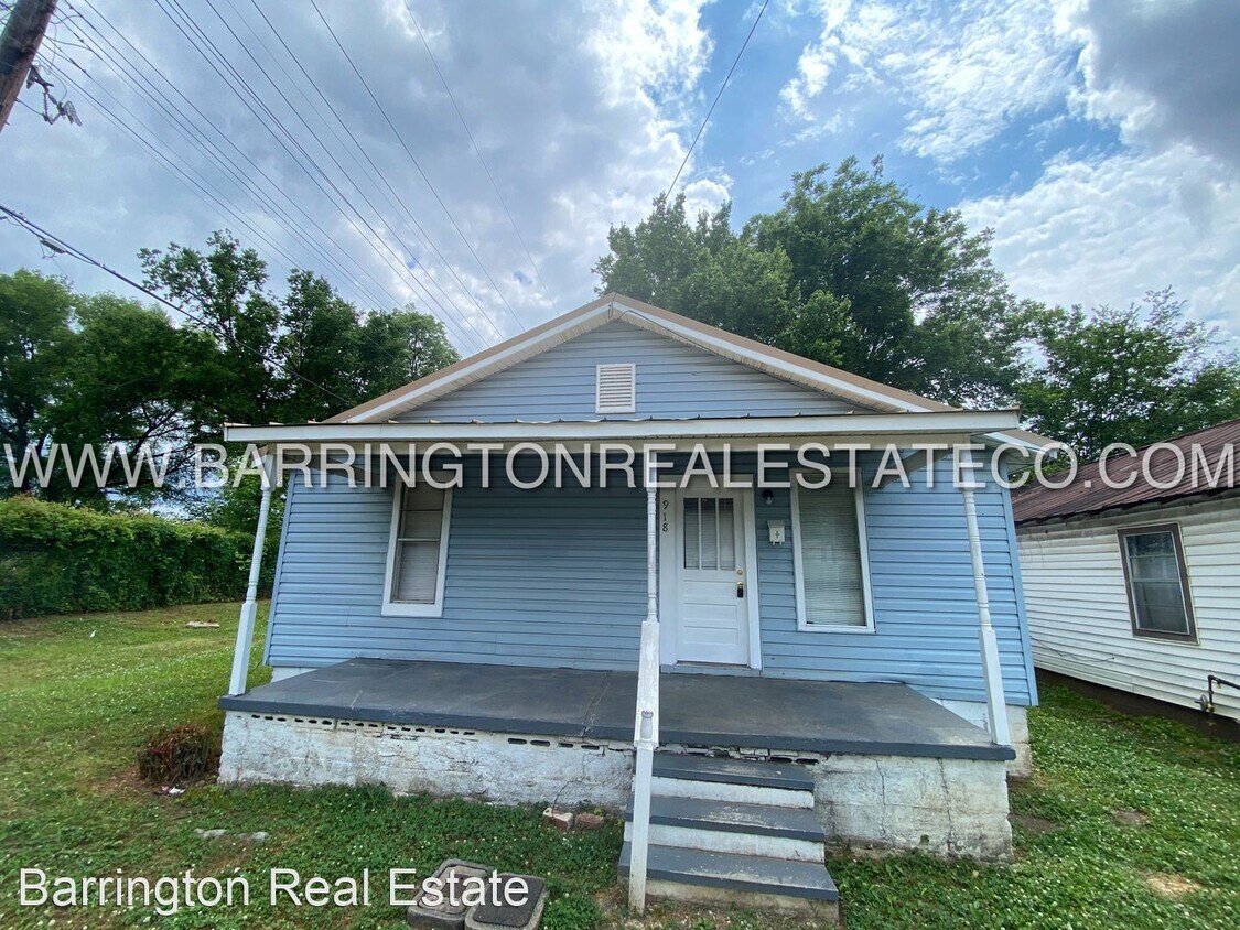 3 br, 1 bath House - 918 29th Street North