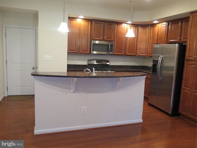 Building Photo - 24634 Johnson Oak Terrace