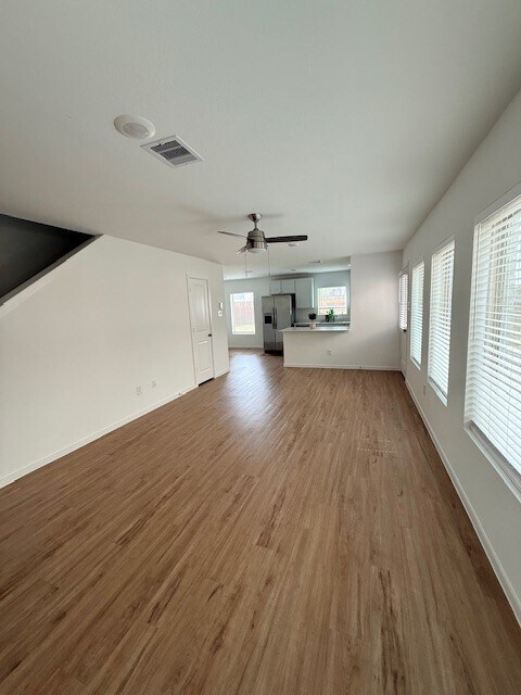 Foto del edificio - 3049 Pensacola Dr
