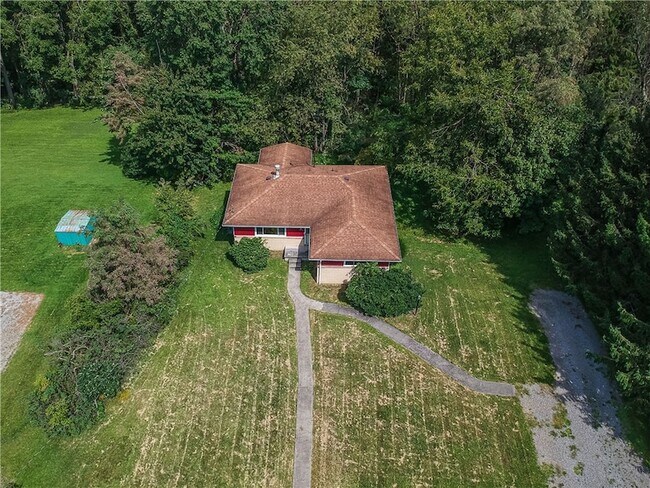 Foto del edificio - 194 Woodridge Dr