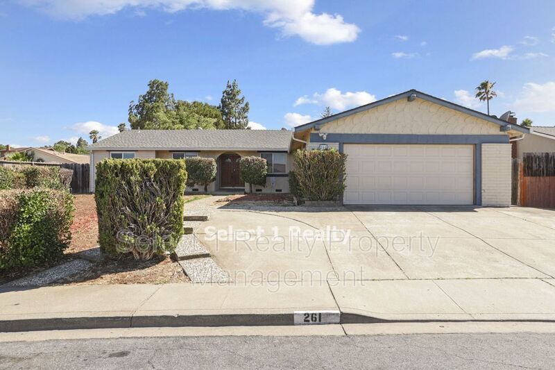 Primary Photo - 261 Kingsberry Pl